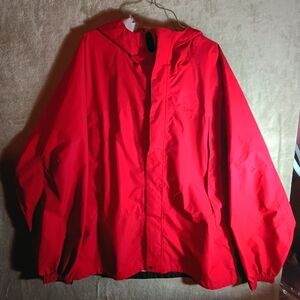 L.L. Bean Red Hooded Rain Jacket Men’s XL Lightweight Windbreaker